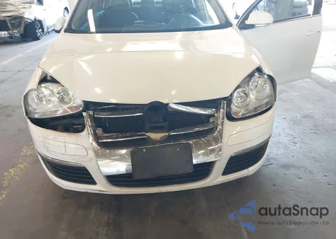2010 Volkswagen Jetta Tdi from USA, damaged, VIN 3VWRL7AJ2AM175666